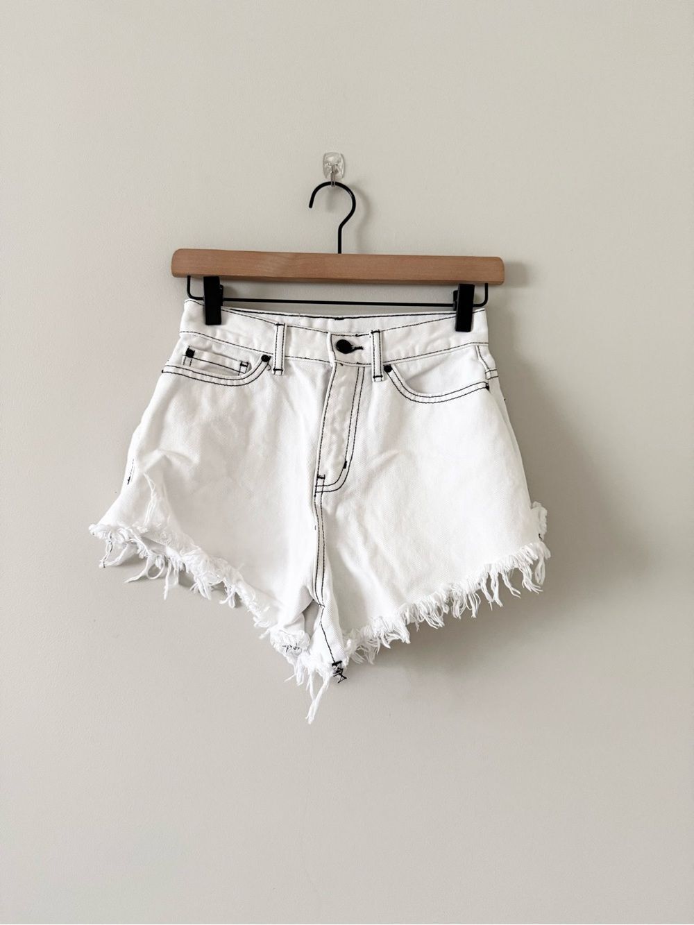 BDG White Pitched Waist Frayed Hem Denim Shorts Size 24